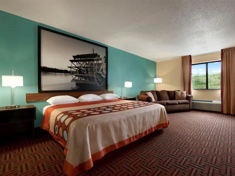 Super 8 By Wyndham East Peoria Motel Exterior photo