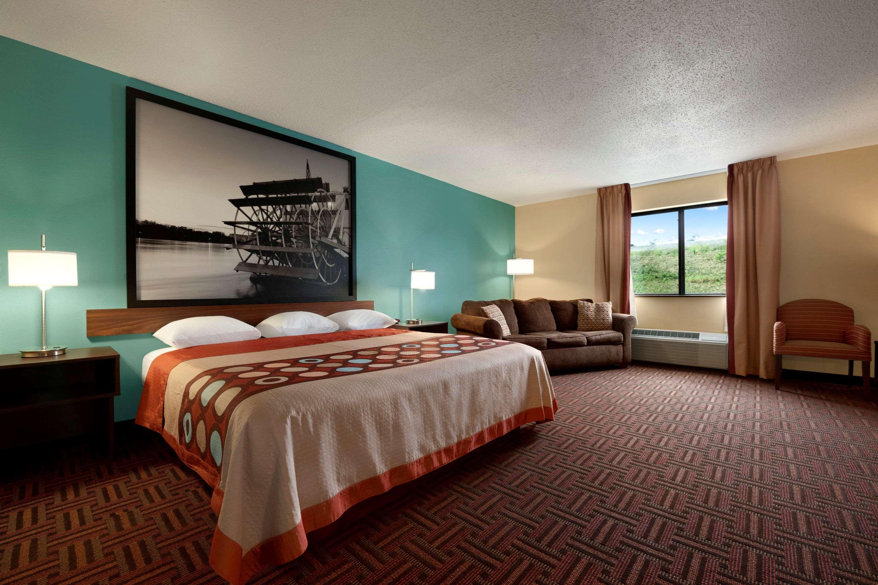 Super 8 By Wyndham East Peoria Motel Exterior photo