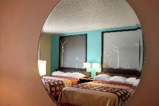 Super 8 By Wyndham East Peoria Motel Room photo